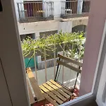 Апартаменти La Plaza *